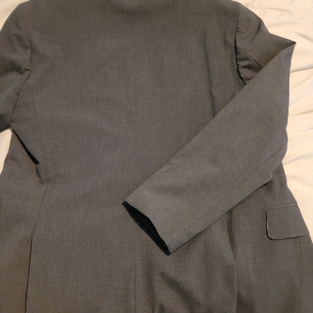 Mens suit - Picture 10 of 12